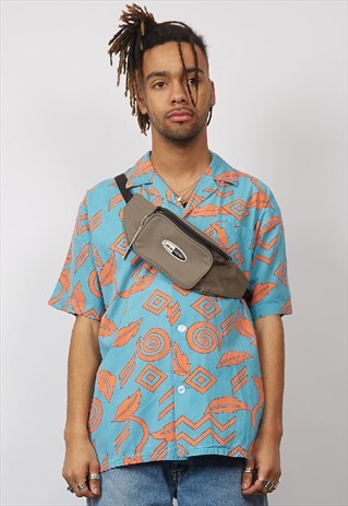 VINTAGE 90'S NEW YORK KHAKI BUM BAG