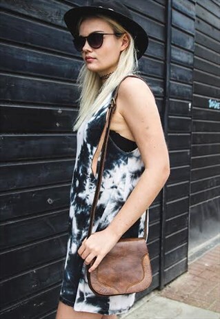 COCO LEATHER HIP LONDON SATCHEL