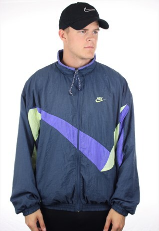 VINTAGE NIKE SMALL LOGO WINDBREAKER SOFT SHELL JACKET