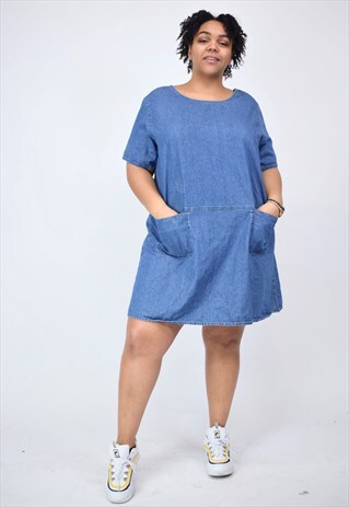 VINTAGE 90'S DENIM SHORT SLEEVED DRESS WITH POCKETS