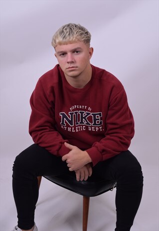 VINTAGE 90'S NIKE SWEATER SIZE MEDIUM