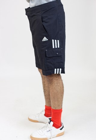 VINTAGE 90S ADIDAS BLACK SHORTS