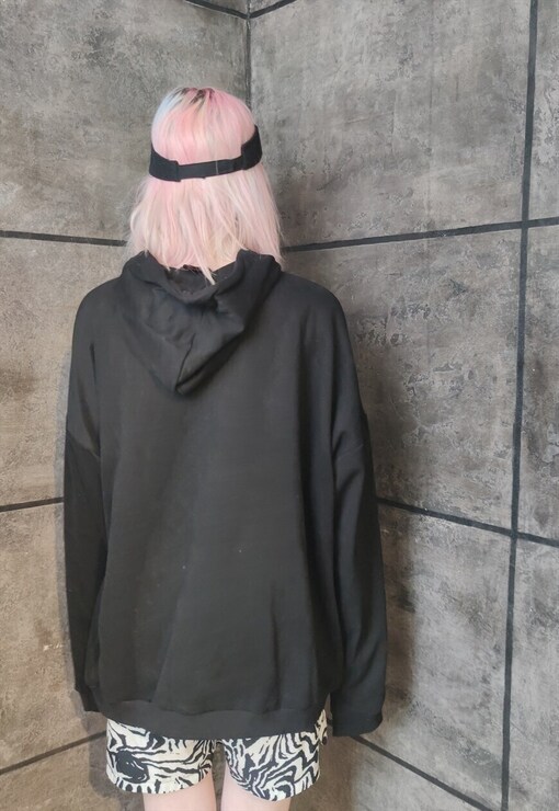 garment image