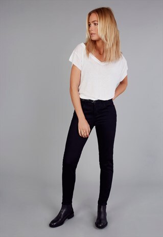 KAPALAI - ECO FRIENDLY ANKLE GRAZING SKINNY JEANS