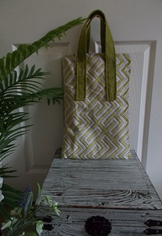 LIME GREEN AND CREAM SHOPPER BAG