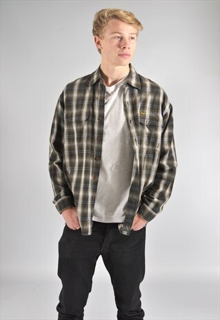 VINTAGE WRANGLER NAVY & GREEN CHECKED FLANNEL SHIRT