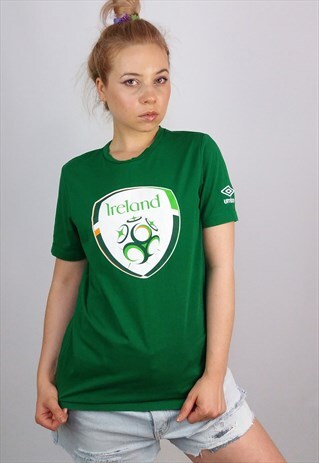 VINTAGE 90'S UMBRO IRELAND FOOTBALL T-SHIRT