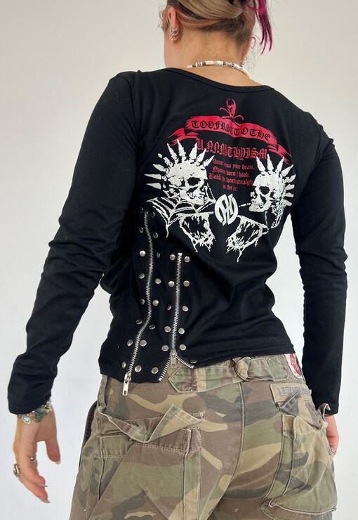 garment image