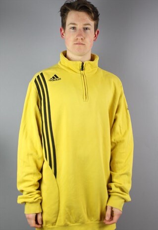 VINTAGE ADIDAS 1/4 ZIP FLEECE IN YELLOW WITH EMBROIDERY