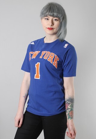 VINTAGE ADIDAS NEW YORK KNICKS T-SHIRT SMALL