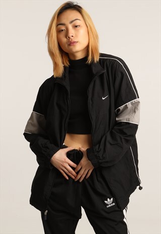 VINTAGE NIKE WINDBREAKER JACKET