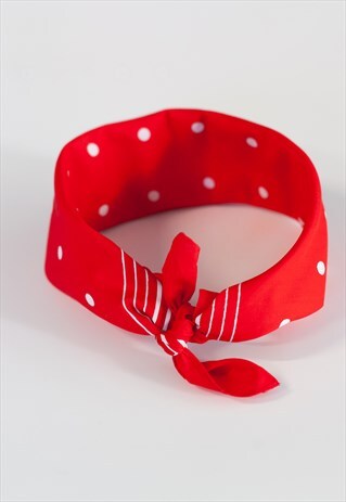 VINTAGE 90S RED BANDANA