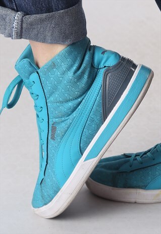 PUMA HI TOP TRAINERS UK 7.5 US 8.5 (A53B)