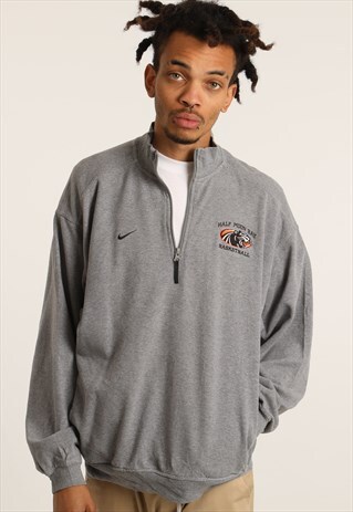 VINTAGE NIKE EMBROIDERED LOGO 1/4 ZIP SWEATSHIRT