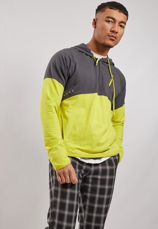 VINTAGE NIKE 1/4 ZIP HOODIE