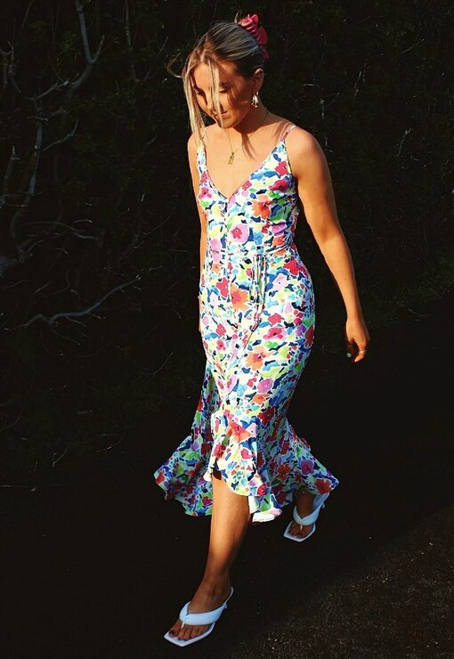 garment image
