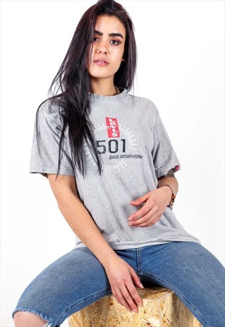 VINTAGE LEVIS T-SHIRT AWT30