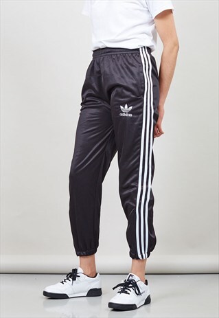 VINTAGE BLACK 90'S TAPERED ADIDAS JOGGERS