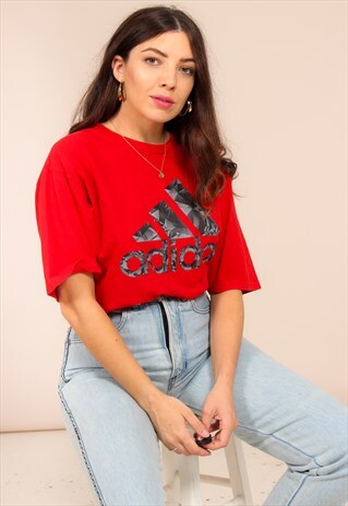 VINTAGE 90S ADIDAS T-SHIRT IN RED