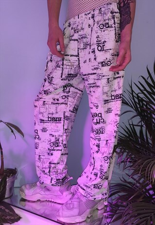 STRAIGHT FIT GRAFFITI PRINT JOGGERS BEAM PANTS IN WHITE