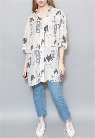 VINTAGE 1990'S WHITE AND GREY ABSTRACT PRINT OVERSIZED SHIRT