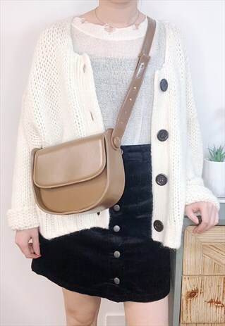 CLASSIC BOX BAG SHOULDER BAG IN BROWN