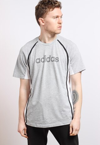 VINTAGE ADIDAS T-SHIRT