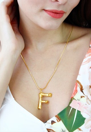 GOLD BAMBOO INITIAL 'F' MONOGRAM CHAIN NECKLACE
