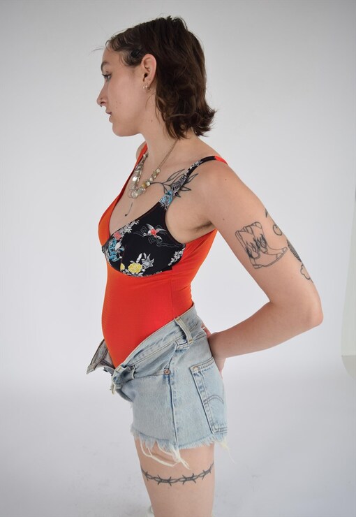 garment image