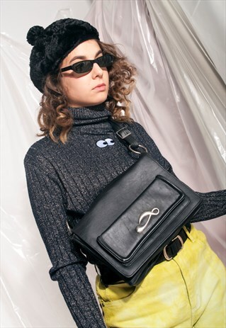 VINTAGE FAUX LEATHER BAG 70S BASIC BLACK PURSE W SILVER RING