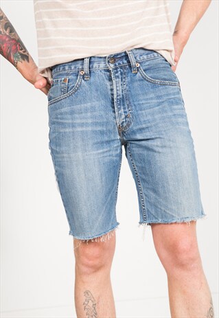 VINTAGE 80'S LEVI'S DENIM SHORTS /AVELINASREWORKS/ S0001
