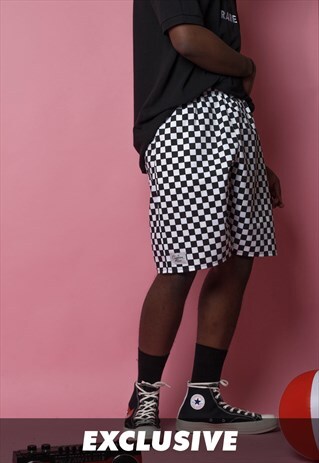 EXCLUSIVE RARE BLACK CHEQUERED CHEF SHORTS