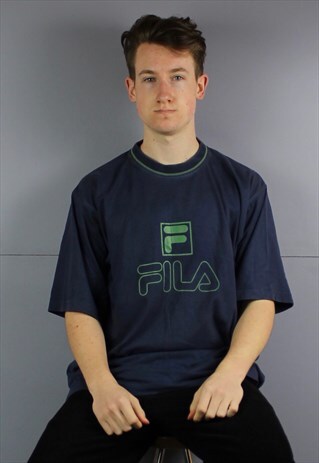VINTAGE FILA T-SHIRT IN NAVY BLUE WITH PRINTED SPELL OUT LOG