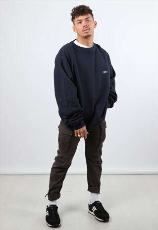 VINTAGE REEBOK XL NAVY EMBROIDERED LOGO SWEATSHIRT