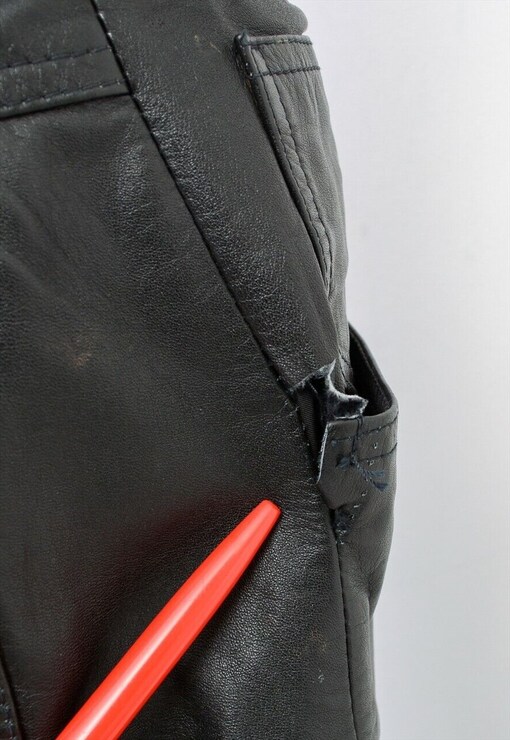garment image