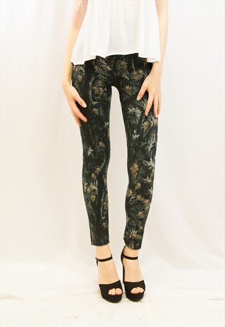 LEAVES PRINTED LEGGINGS