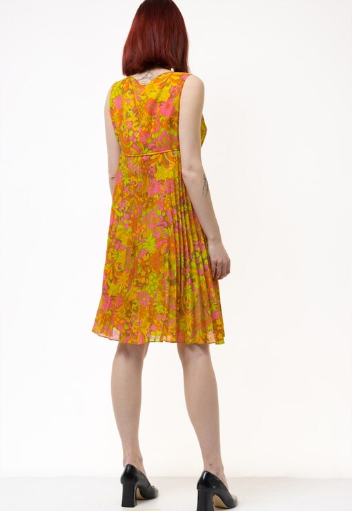 garment image