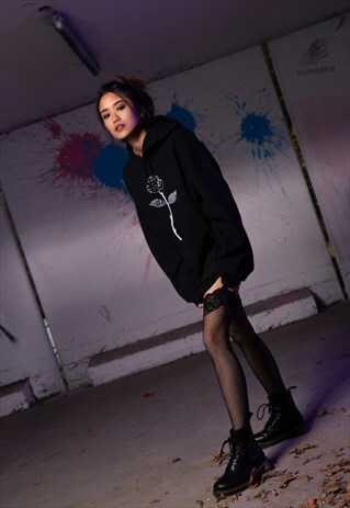 HOODIE IN BLACK WITH ROSE PRINT UNISEX