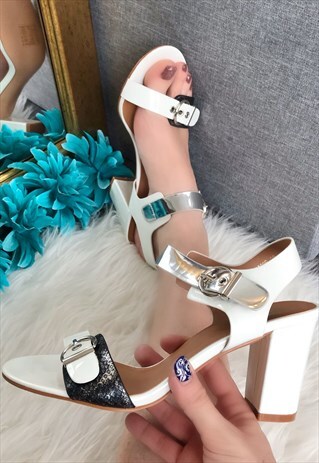 WHITE PATENT FAUX LEATHER HEELED SANDALS