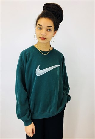 NIKE BIG SWOOSH SWEATSHIRT