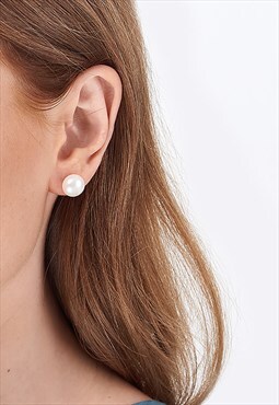 Women's 3mm Faux Pearl Bead Stud Earring - Cream/Silver