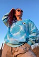 TIE DYE EMBROIDERED SMILEY DAISY GRAPHIC SWEATSHIRT IN BLUE