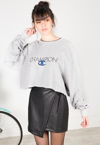 VINTAGE 80S CHAMPION CROP SWEATSHIRT /AVELINAS REWORK/ S0047