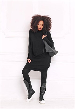 BLACK TUNIC TOP/ BLACK SWEATER