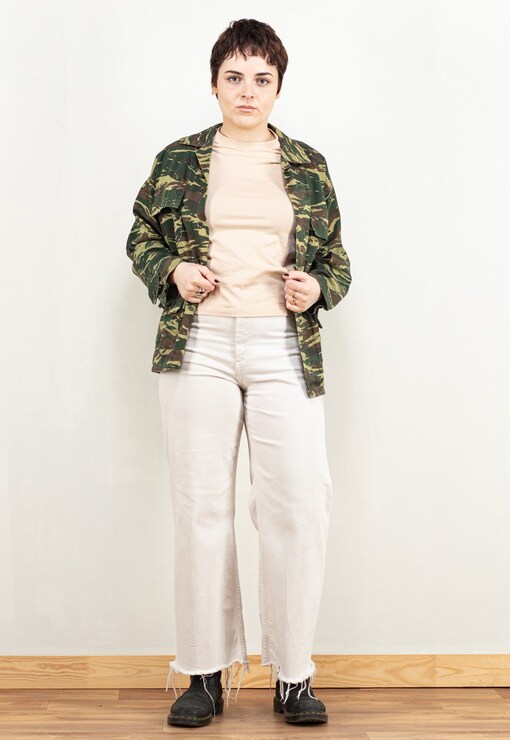 garment image