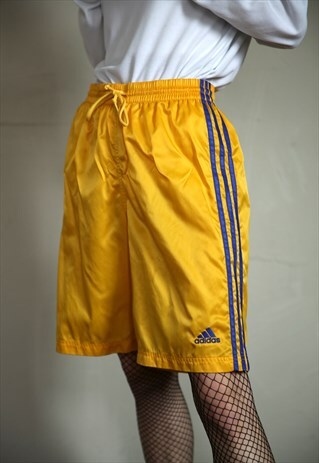 90S VINTAGE ADIDAS YELLOW SHORTS . UNISEX