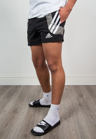 VINTAGE ADIDAS SHORTS 90S WAVEY BEACH