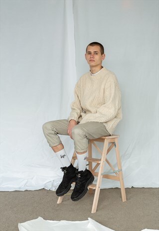 VINTAGE 80S CLASSIC WOOL JUMPER IN CREAM
