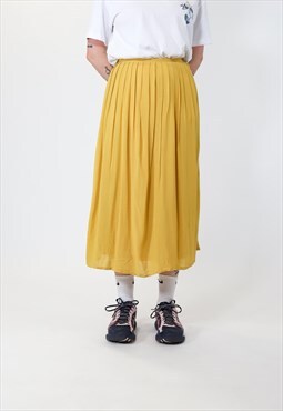 Womens Vintage Skirt - 26" x 31"