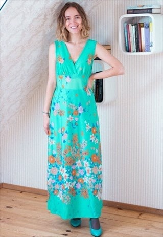Bright green floral sleeveles maxi dress